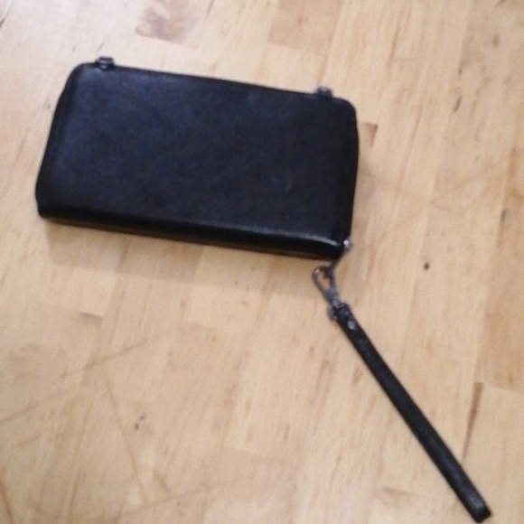 The sak black wallet / phone case wristlet - Picture 3 of 6